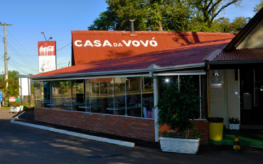 casa da vovó dois irmãos